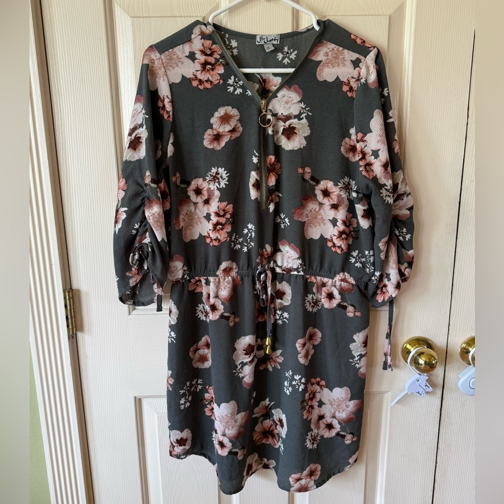 J for Justify Green Sundress with Bishop Sleeves and Crew Neck